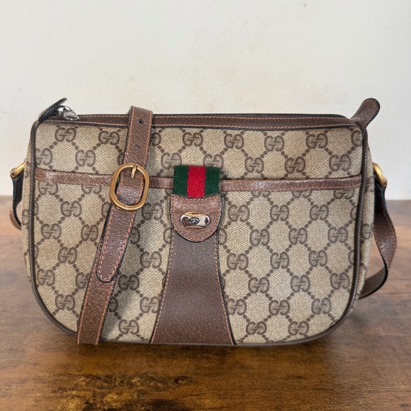 Gucci Sherry Line Vintage Crossbody - Picture 1 of 11